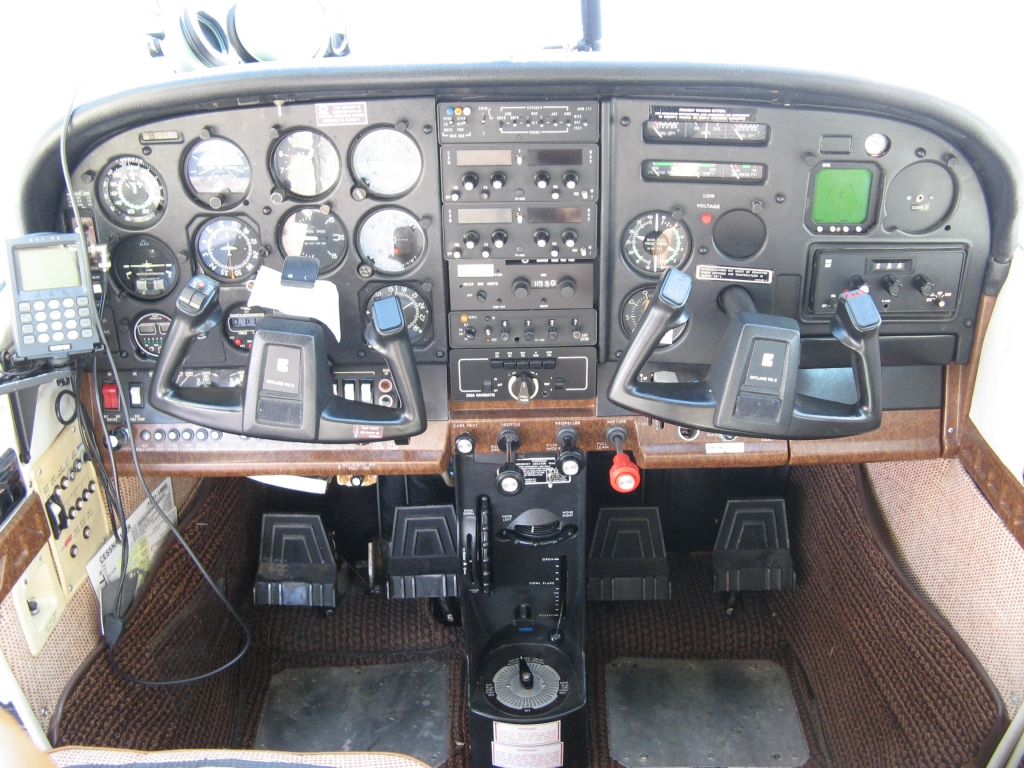 Cessna 182RG II, 1981 for sale on TransGlobal Aviation